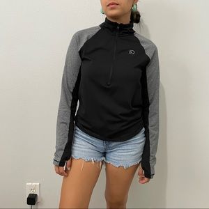 Athletic long sleeve shirt